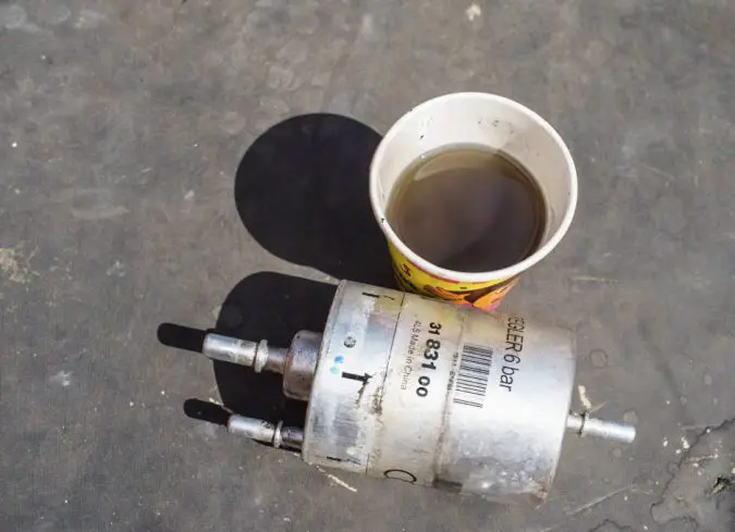 Fuel filter clogged dirty replacement