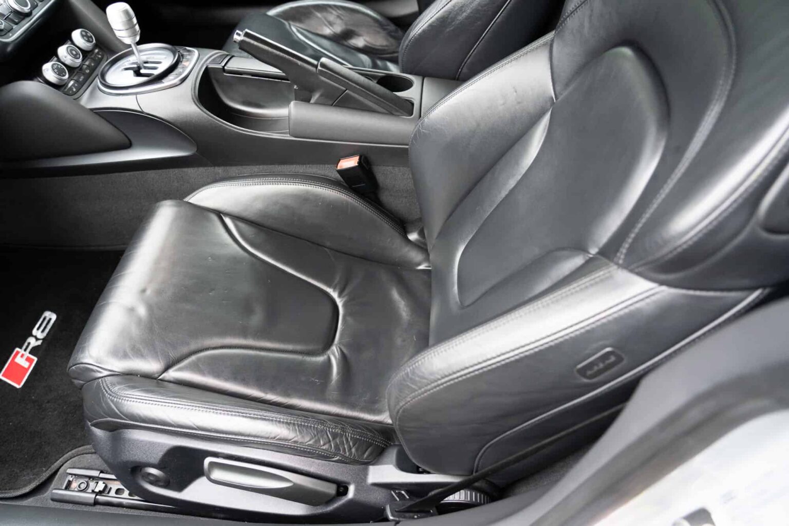 How To Fix Crack Leather Seat?🏎️ What Can You Do About This?