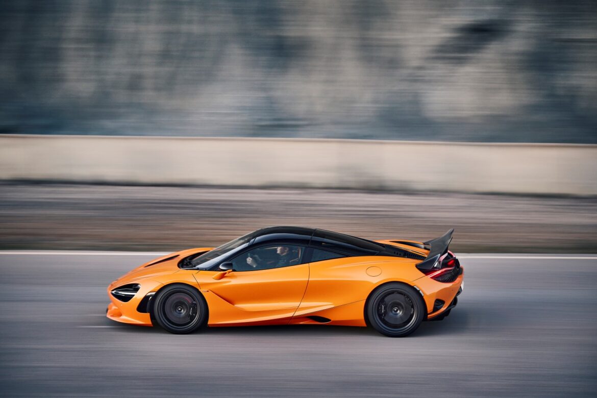 McLaren 750S